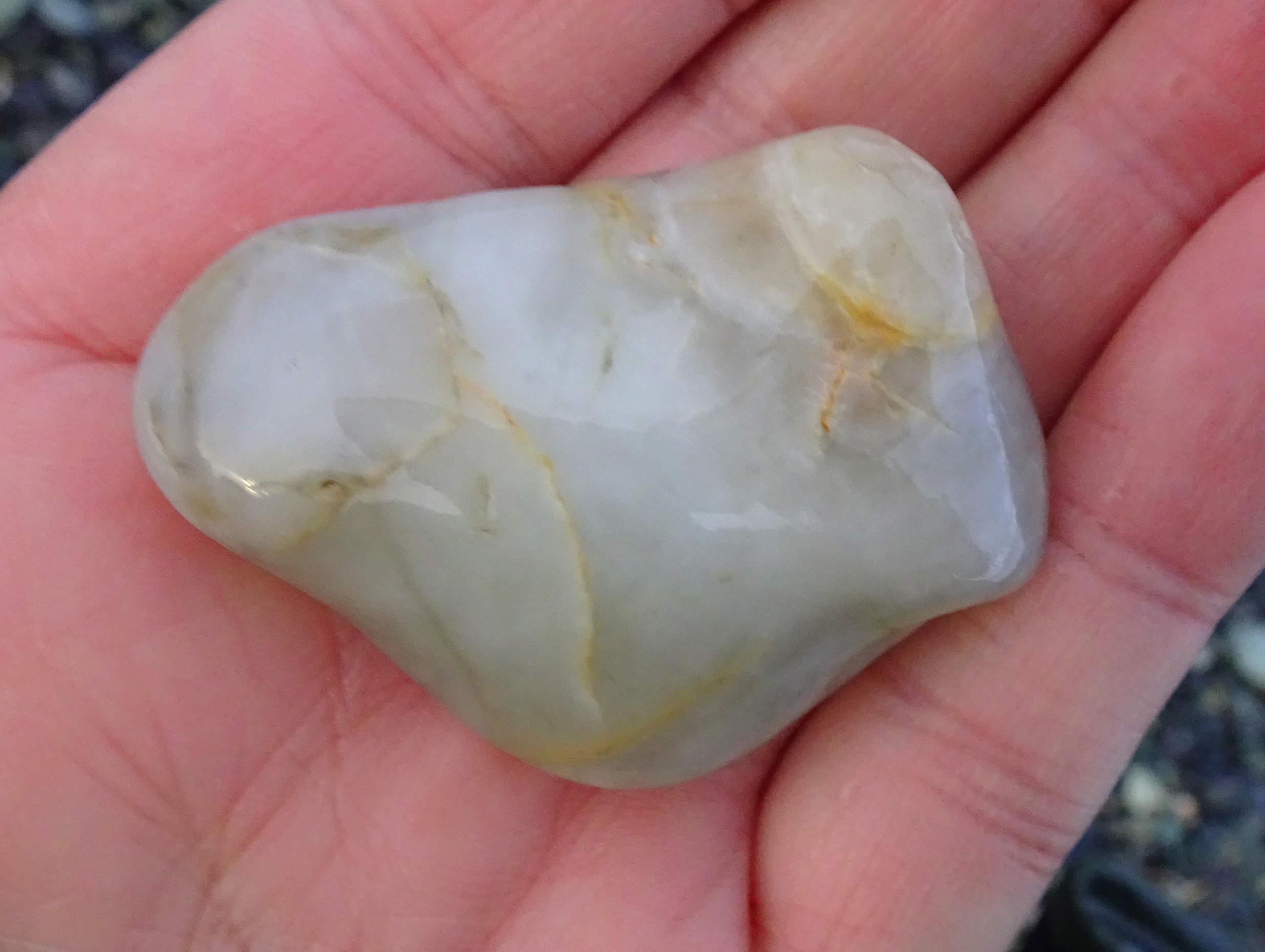 A hydrogrossular garnet found just after I had turned around to walk back to the carpark.