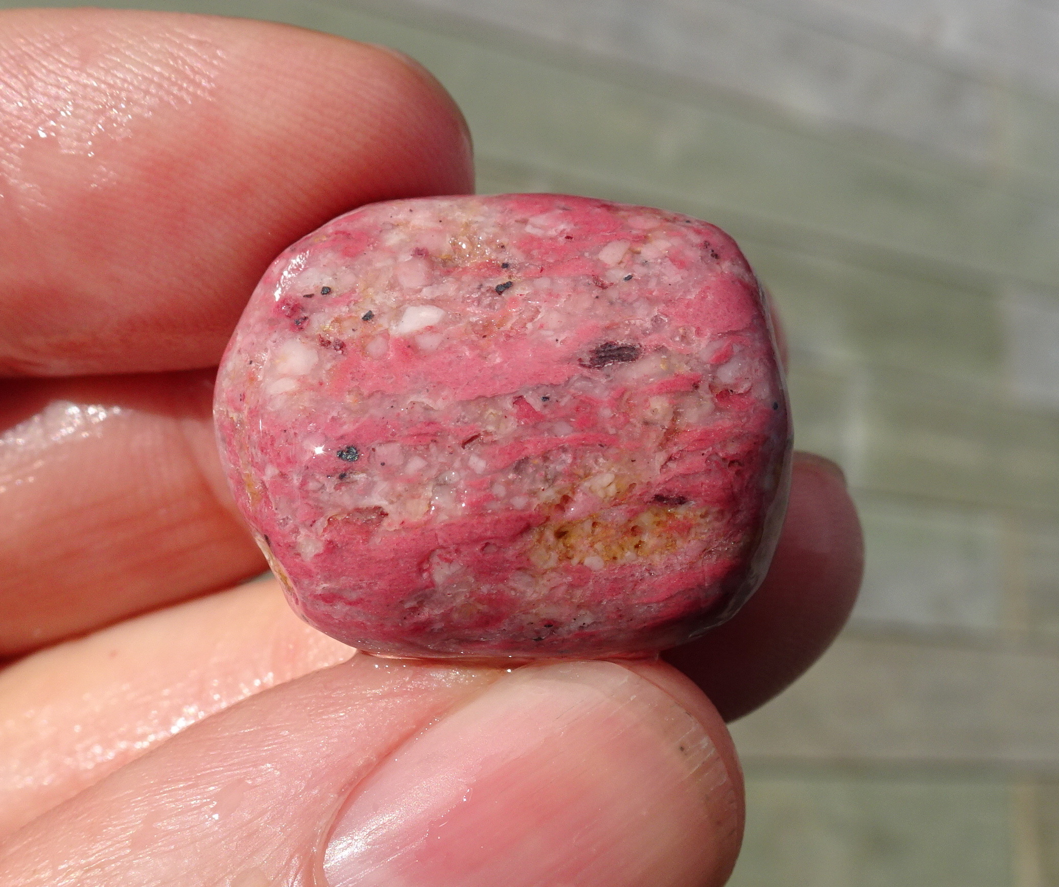 Thulite.