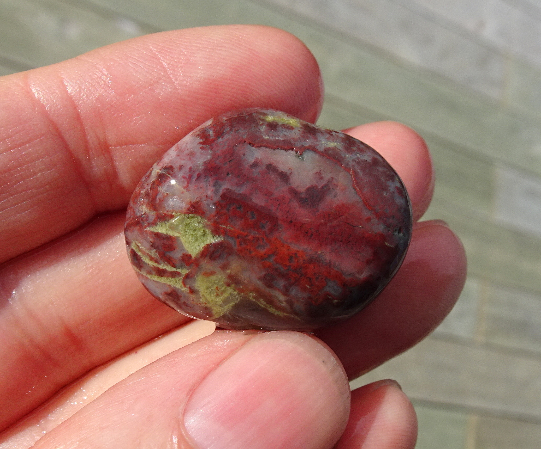 Jasper-quartz with some green epidote?