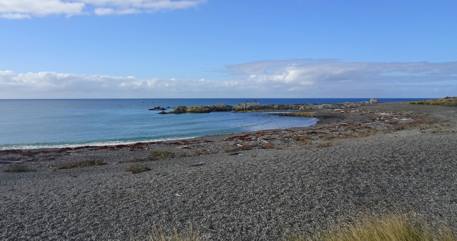 Ward Beach, looking south from the carpark.