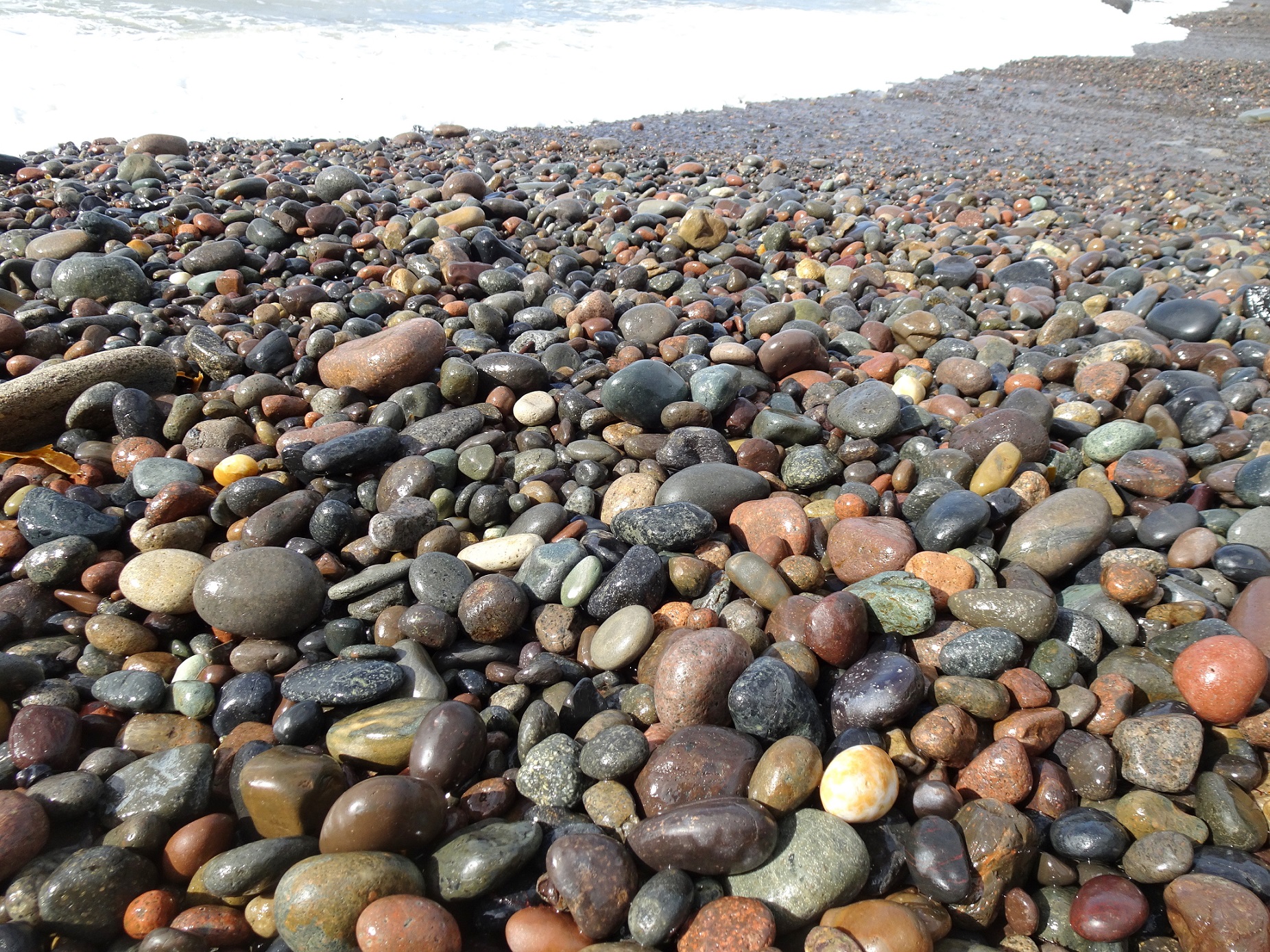 More Slope Point beach stones.