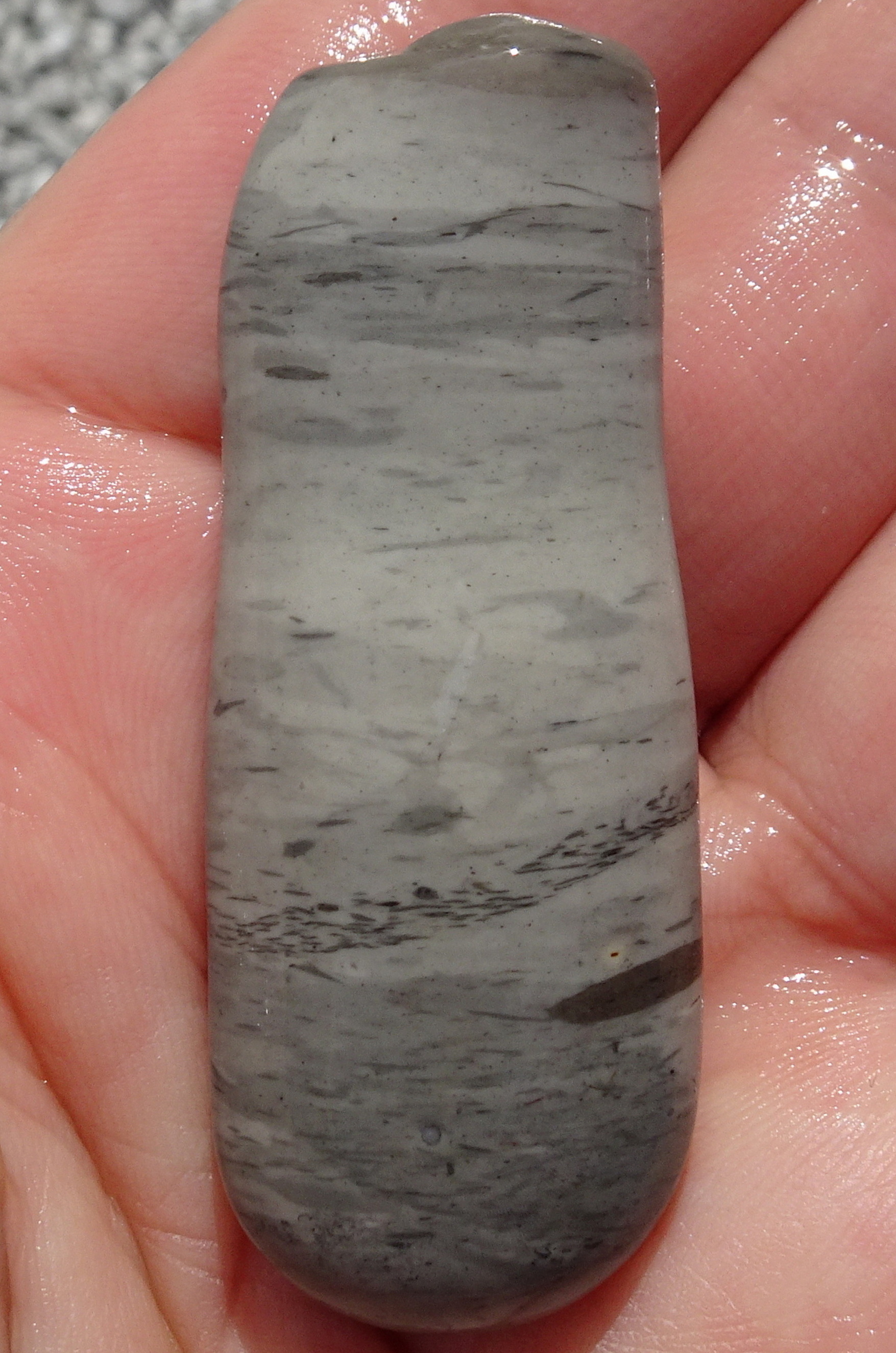 A mix of types of traces.