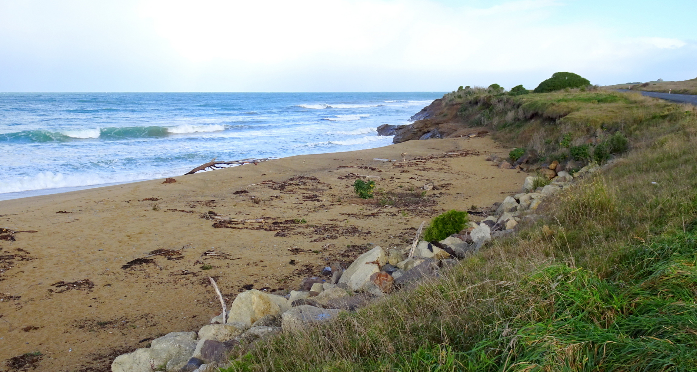 Seadown Beach, Kakanui, on a cold afternoon, looking south.