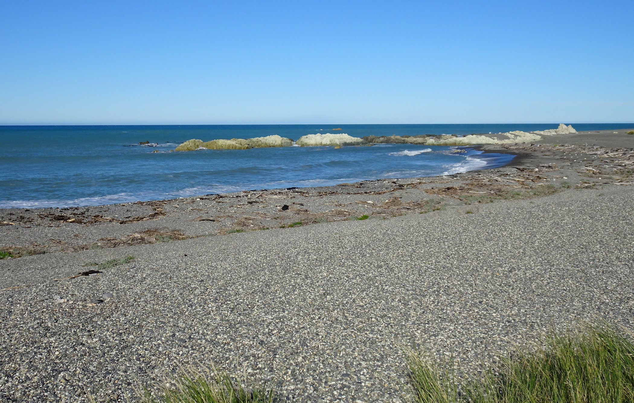Ward Beach, looking south-west from the carpark.