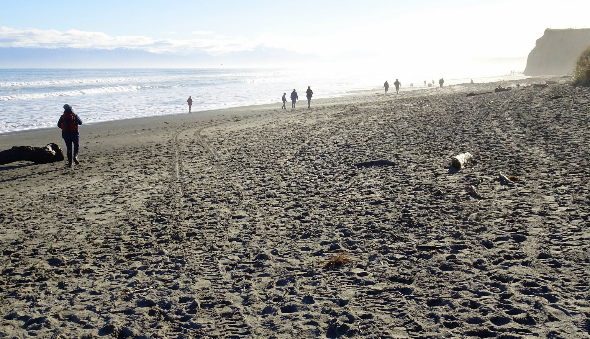 A busy beach, when we arrived.