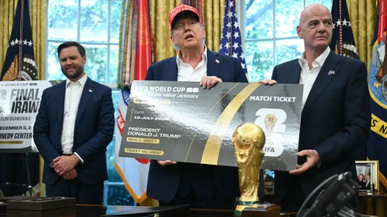 ترامب وإنفانتينو