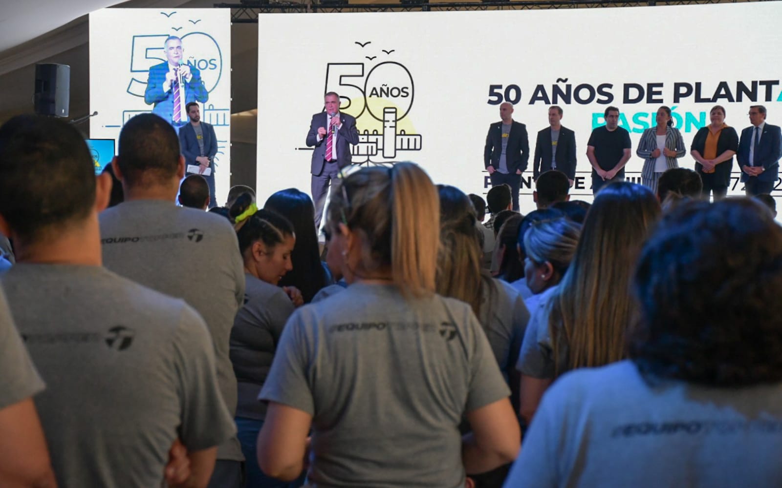 Jaldo celebró en Aguilares los 50 años de la fábrica Topper Argentina