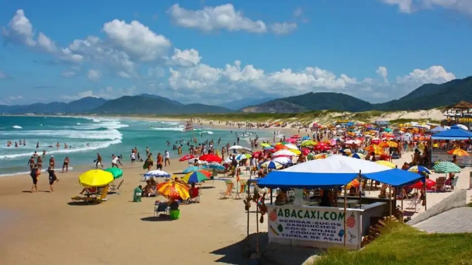 Epidemia de diarrea en Florianópolis: identifican la causa del brote que afectó a más de 3000 personas