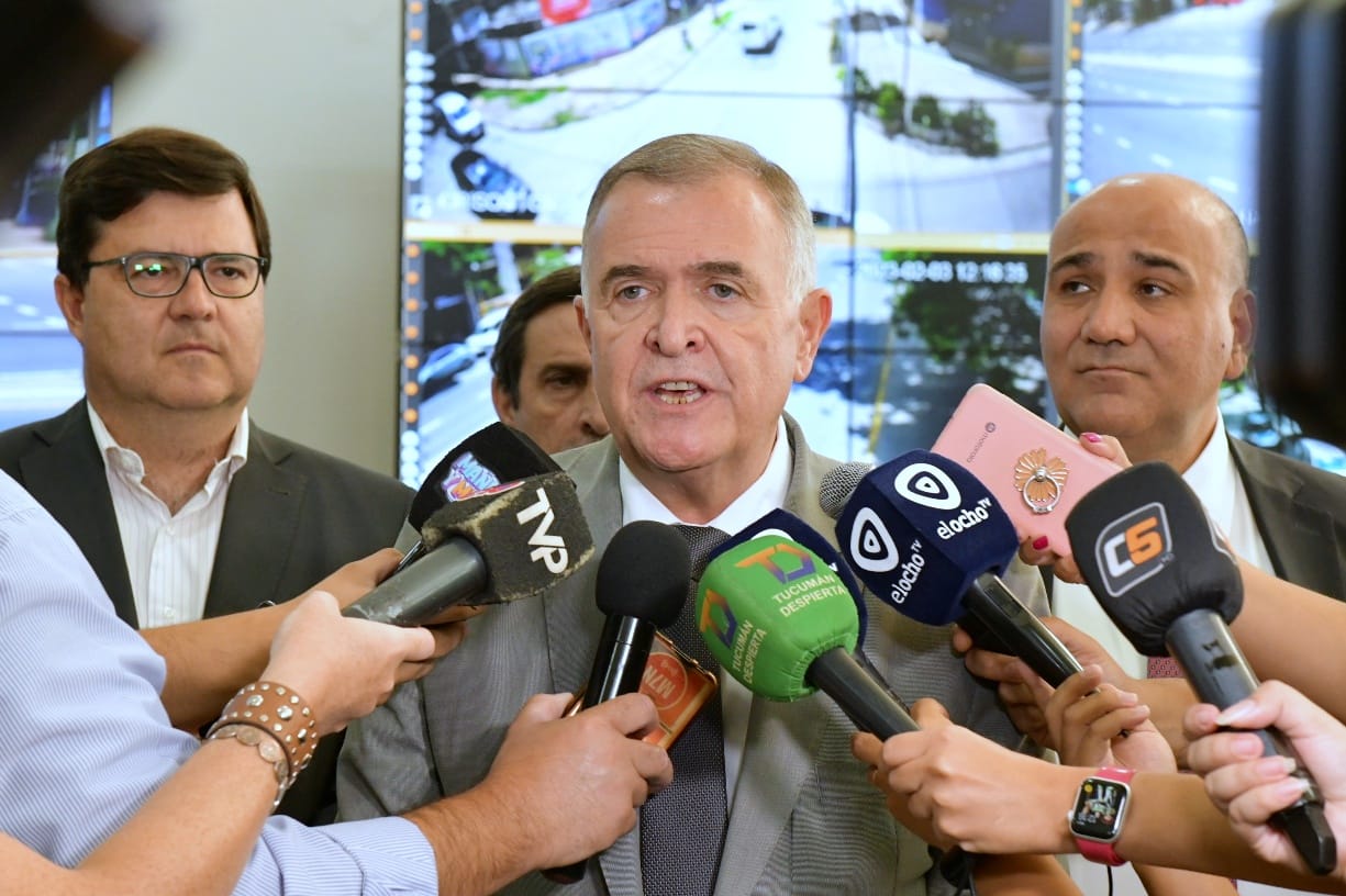 *Técnicos de Vialidad evaluarán “la totalidad del puente de Quilmes”afirmó Jaldo