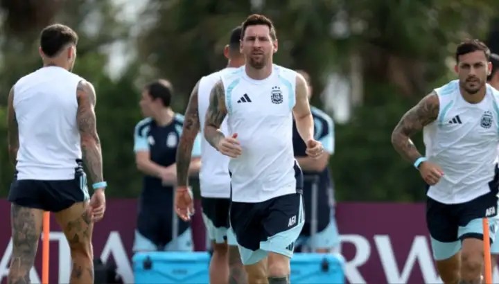 La Selección argentina tendrá su última práctica antes de jugar con Suiza: Scaloni dará una conferencia de prensa