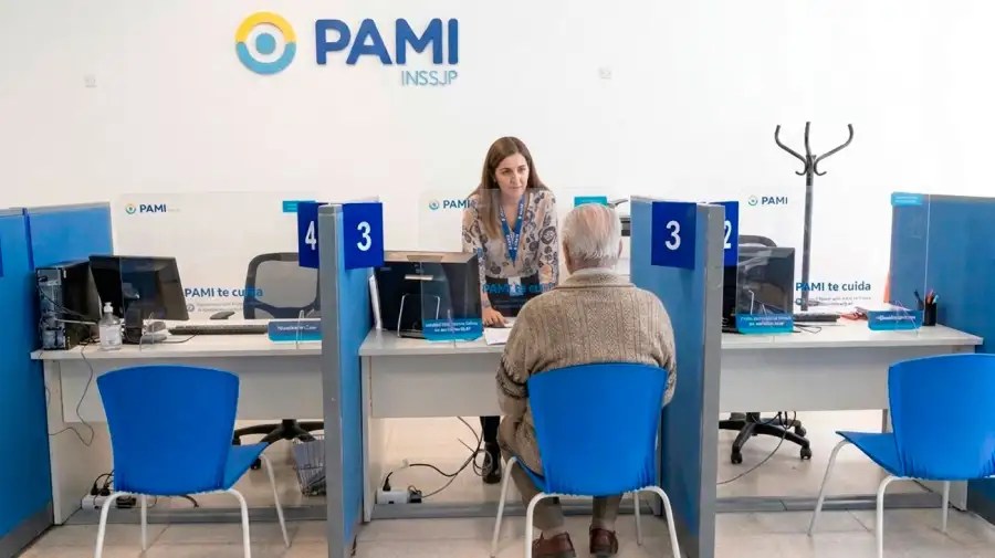 Más de 25 clínicas de la Patagonia suspenden la atención a jubilados y exigen que el PAMI “abra la billetera”