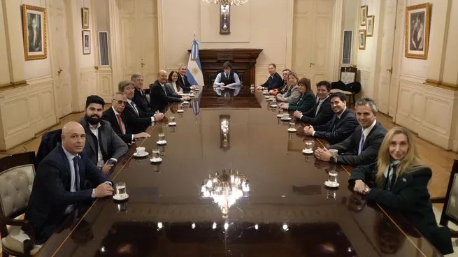 La agenda del Gobierno: Javier Milei reúne al Gabinete y el Congreso debate la reforma del BCRA