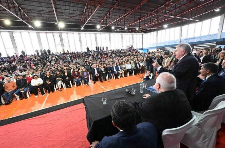 La Provincia fortaleció a 263 emprendedores con herramientas, equipamiento y microcréditos