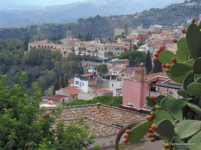 Que deberías ver o hacer en Taormina