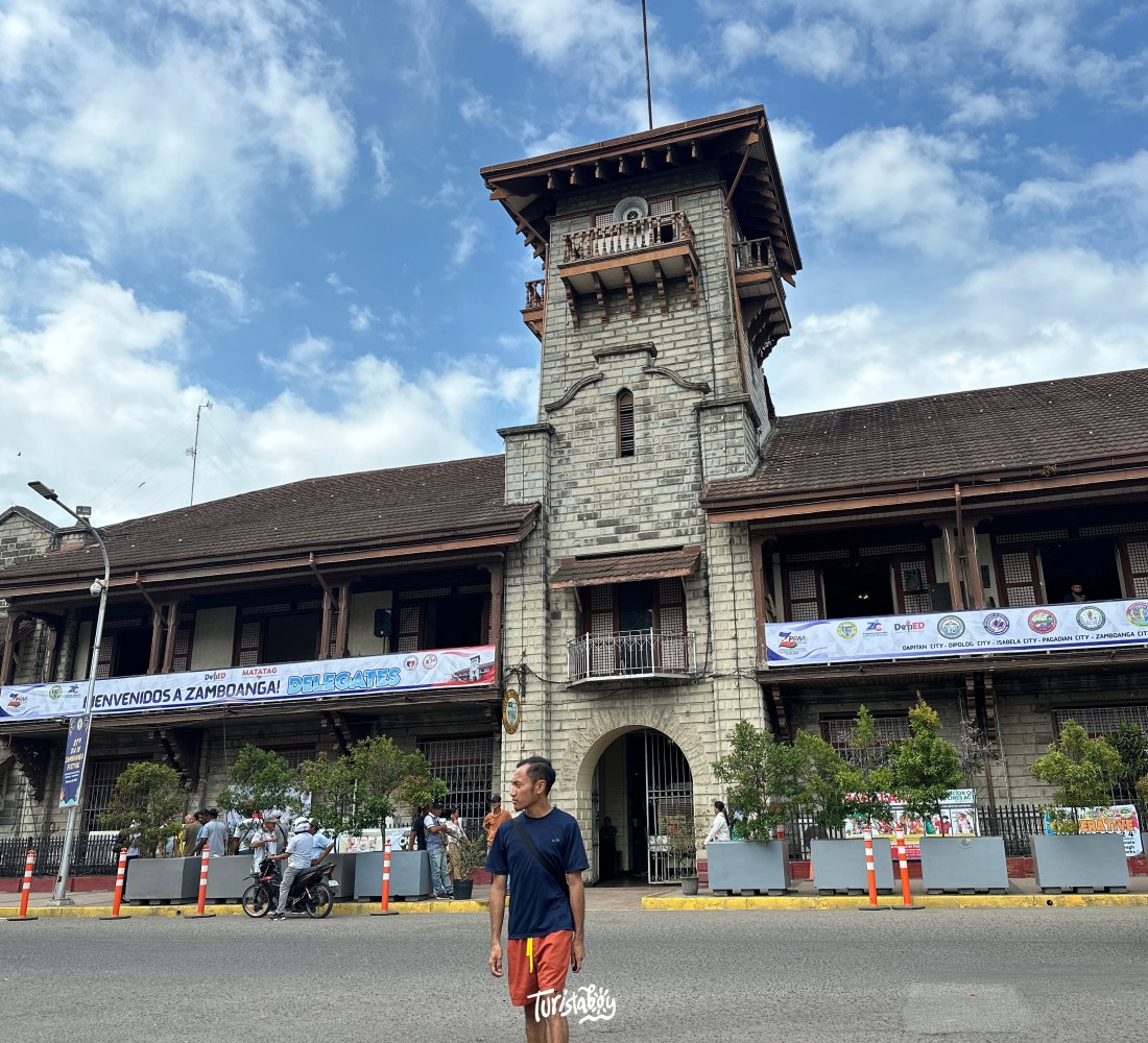Zamboanga City Hall | Turista Boy