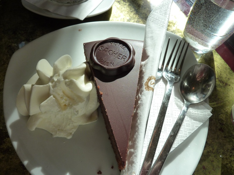 Sei mia! Vienna Sacher Torta