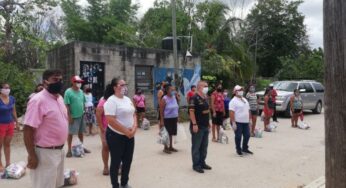 Entrega despensas Fundación Yantra en Lázaro Cárdenas