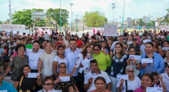 Encabeza Mara Lezama la distribución de 700 tarjetas y paquetes alimentarios del programa “Comemos Tod@s” en Benito Juárez