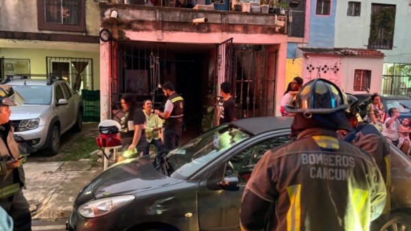 Bomberos de Cancún y Protección Civil atienden explosión de tanque de gas en avenida Politécnico