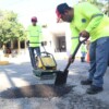 Gobierno Municipal fortalece mantenimiento de vialidades a través del Programa Permanente de Bacheo en Isla Mujeres