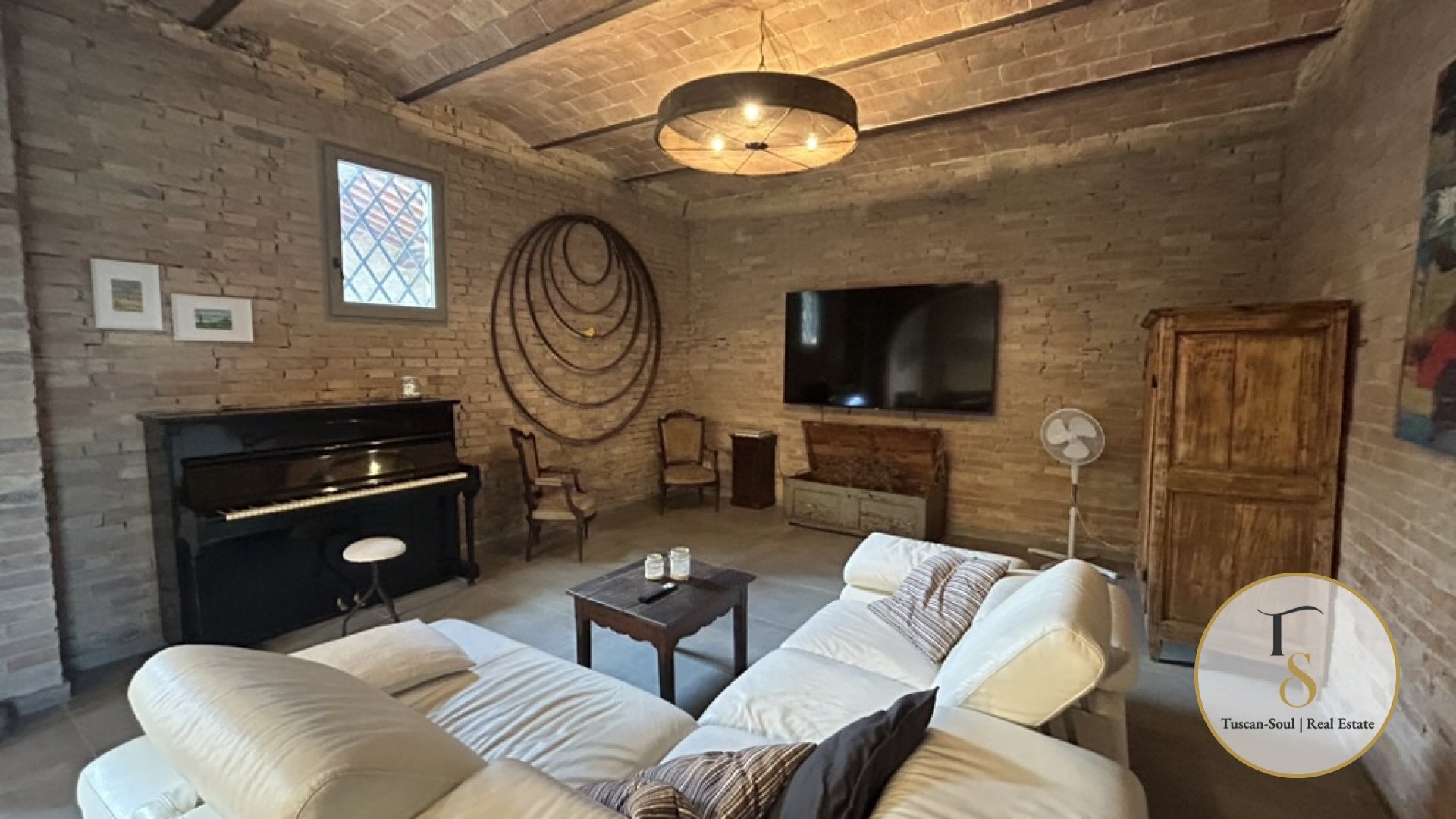 Contemporary Farmhouse