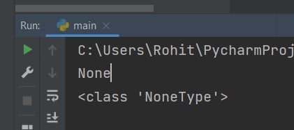 How to declare a null string in python