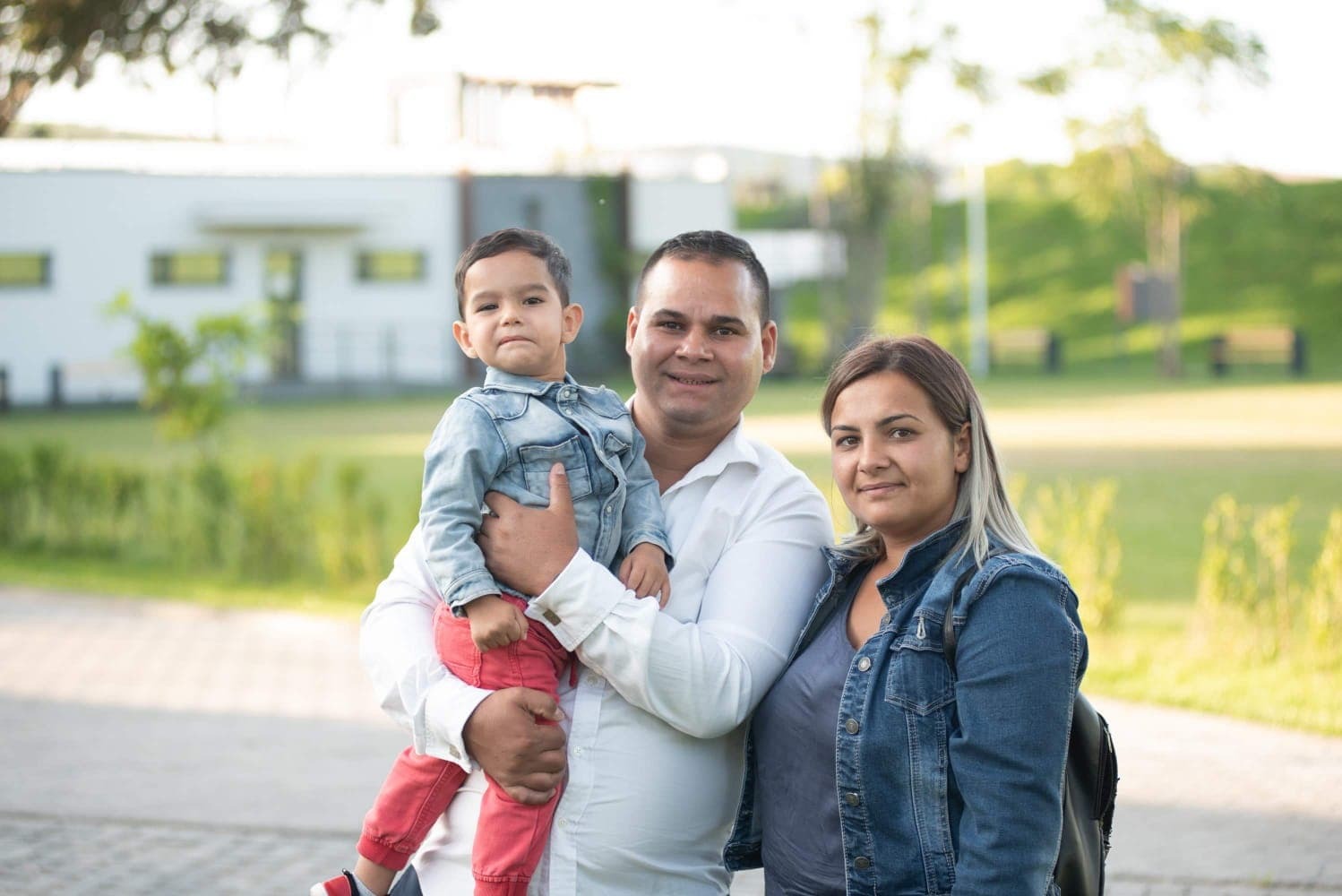 Elias Bosa a primit din partea Librariei Maranatha suma de 3.900 euro