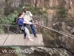 蹦极的碉堡玩法，已吓尿