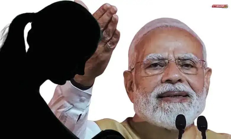 Teen who apologised to Modi faces rape threats, police yet to act