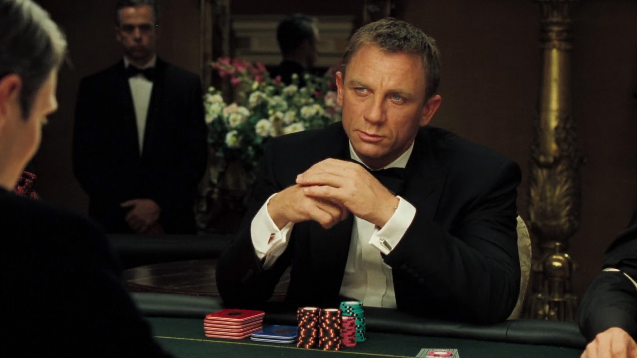 Movie Review: Casino Royale - TVovermind