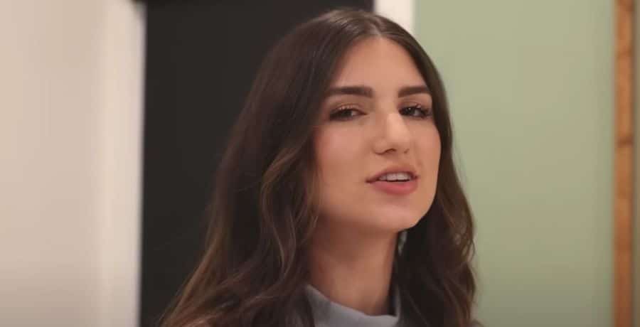 Carlin bates stewart bashed for 'self-centered' behavior, why?