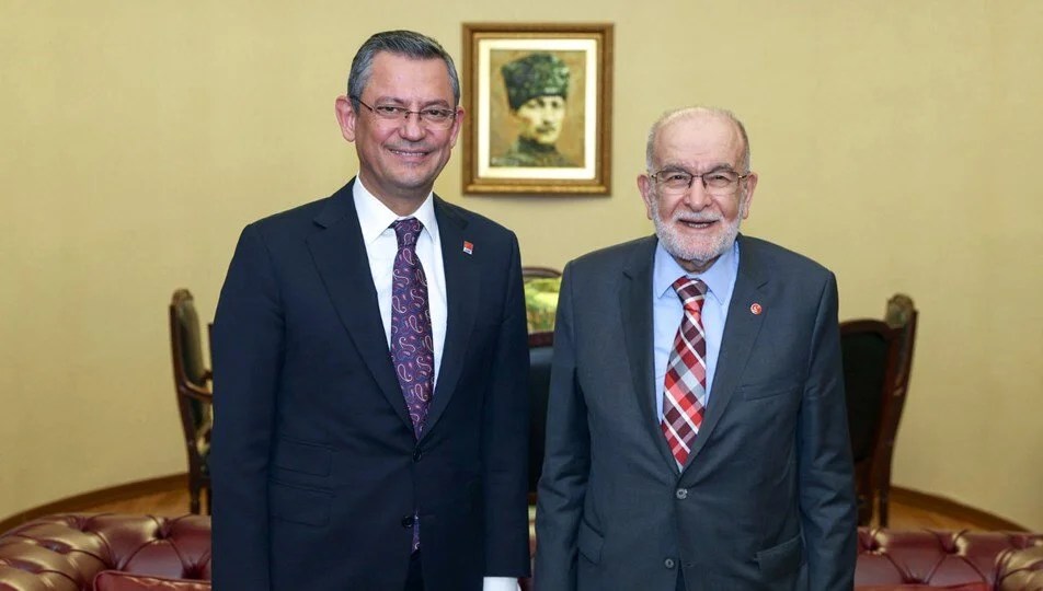 CHP Genel Başkanı Özel, Saadet Partisi Genel Başkanı Karamollaoğlu bir araya geldi.