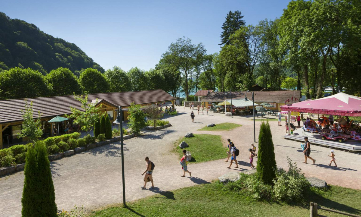 Camping Domaine de Chalain | Jura | France | Allcamps