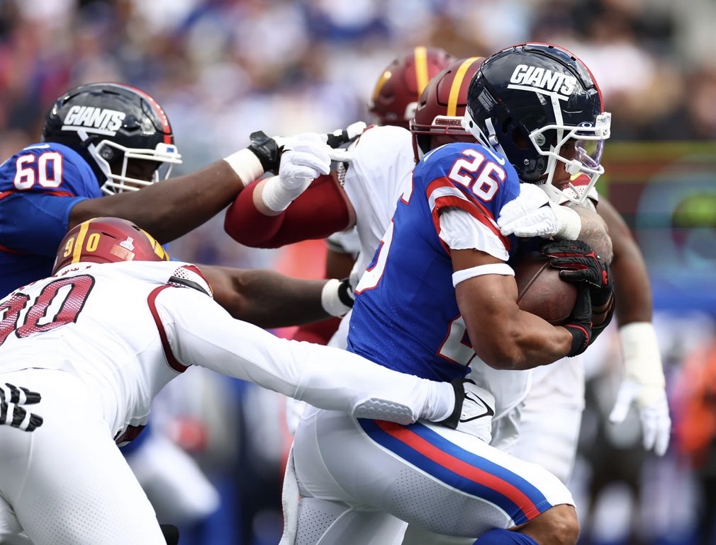 Giants Tie Commanders in Mistake-Filled Game in Washington