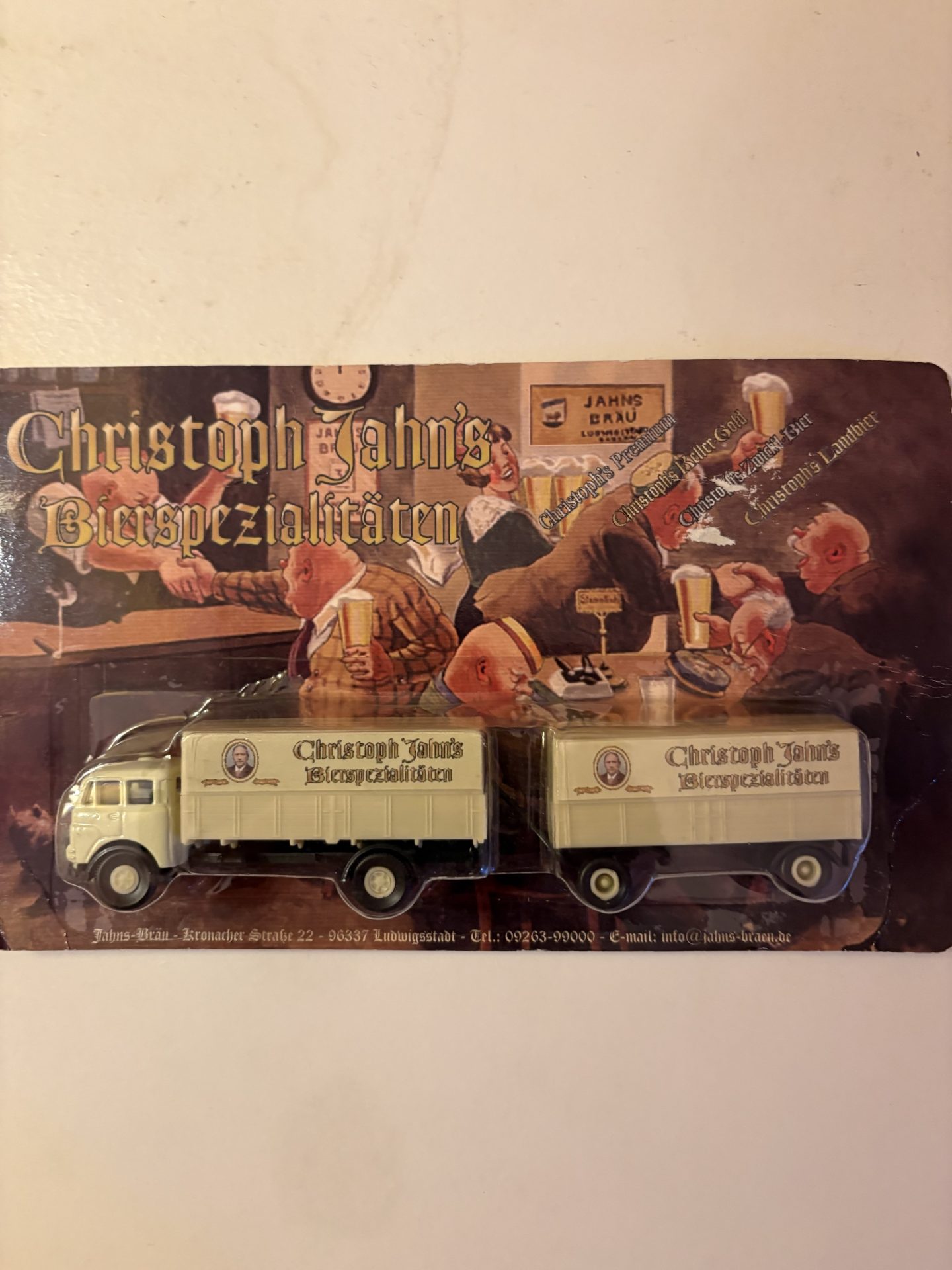 Vintage öl lastbil , leksakslastbil i förpackning från Christopher Jahns, Jahns Brau i nyskick.