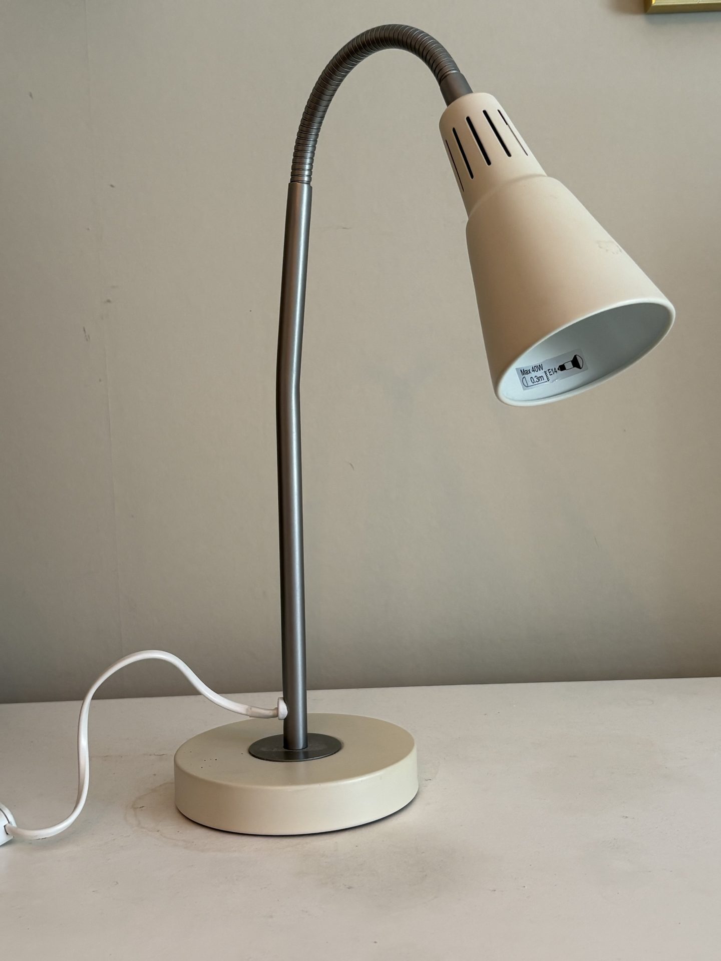 Vintage skrivbordslampa , IKEA 1970 tal i fint skick.