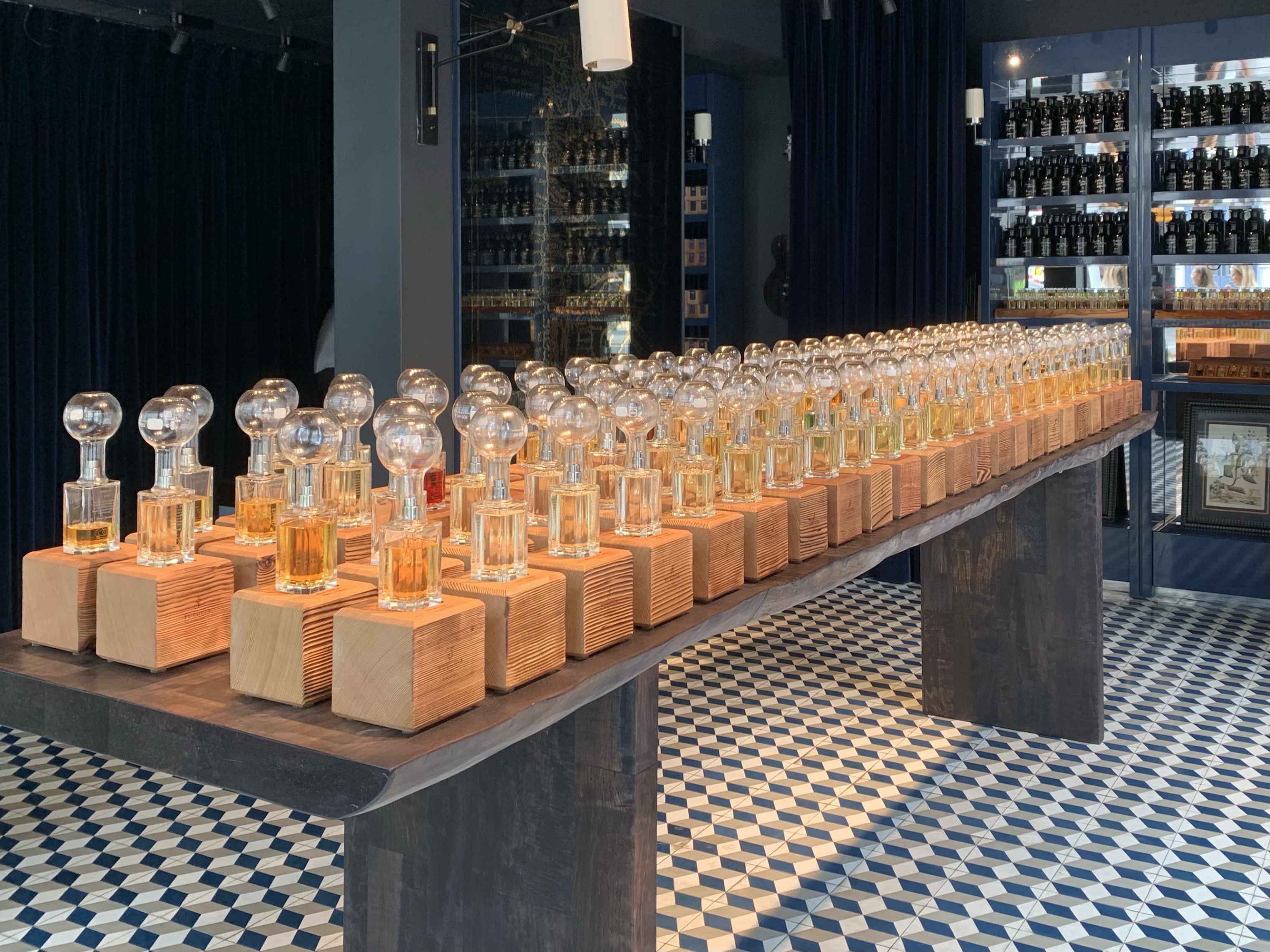 佛伽亞1833 Fueguia 1833 Tinta Roja、Rosa de Los Vientos、Muskara