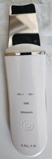 Skin Spacula or Skin scrubber