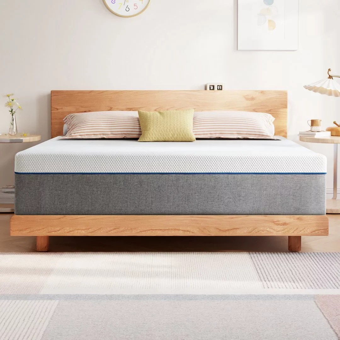 Twolike Vitalize Gel Memory Foam Mattress