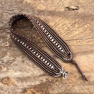 ndebele inclusions with peyote loop bracelet