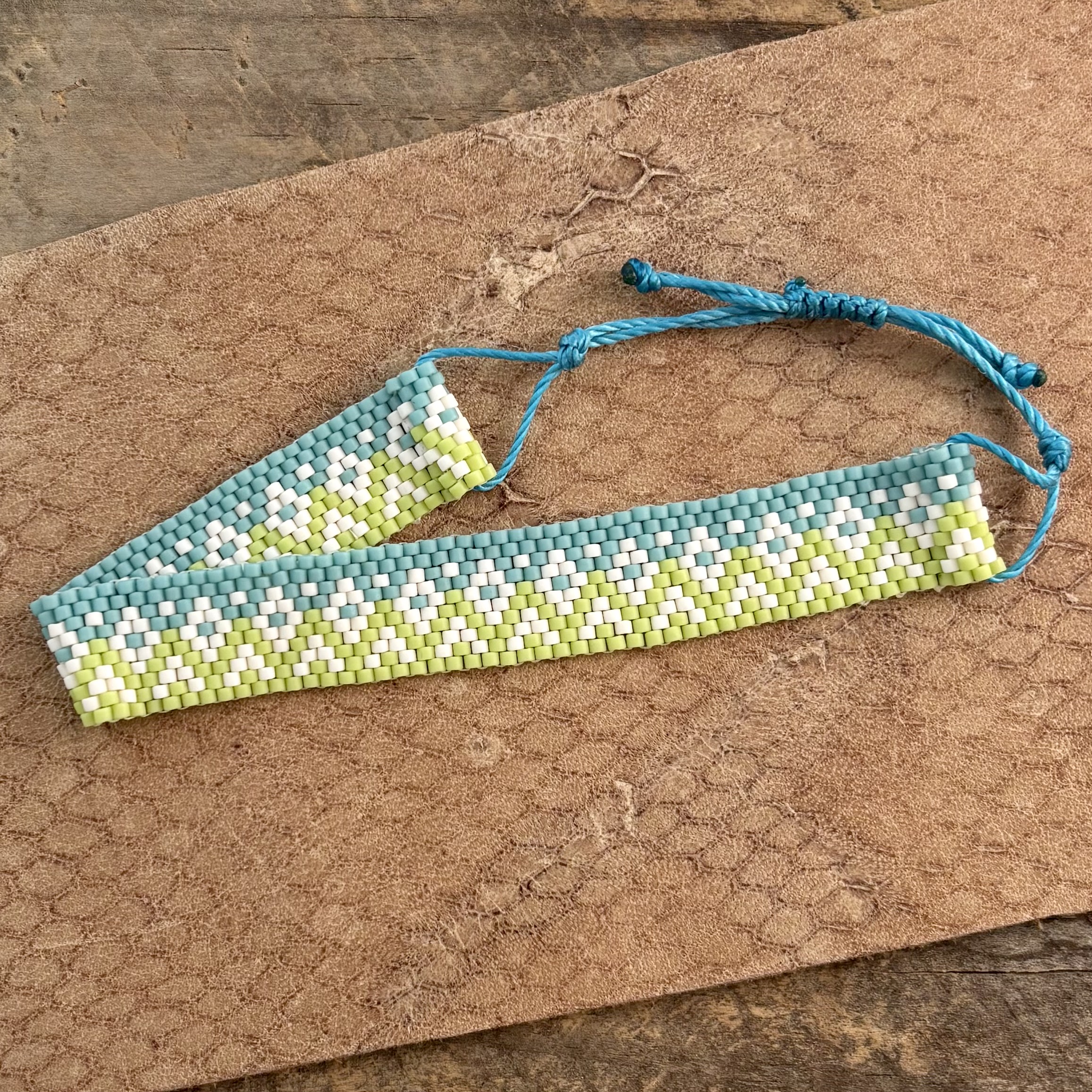 peyote patterned bracelets