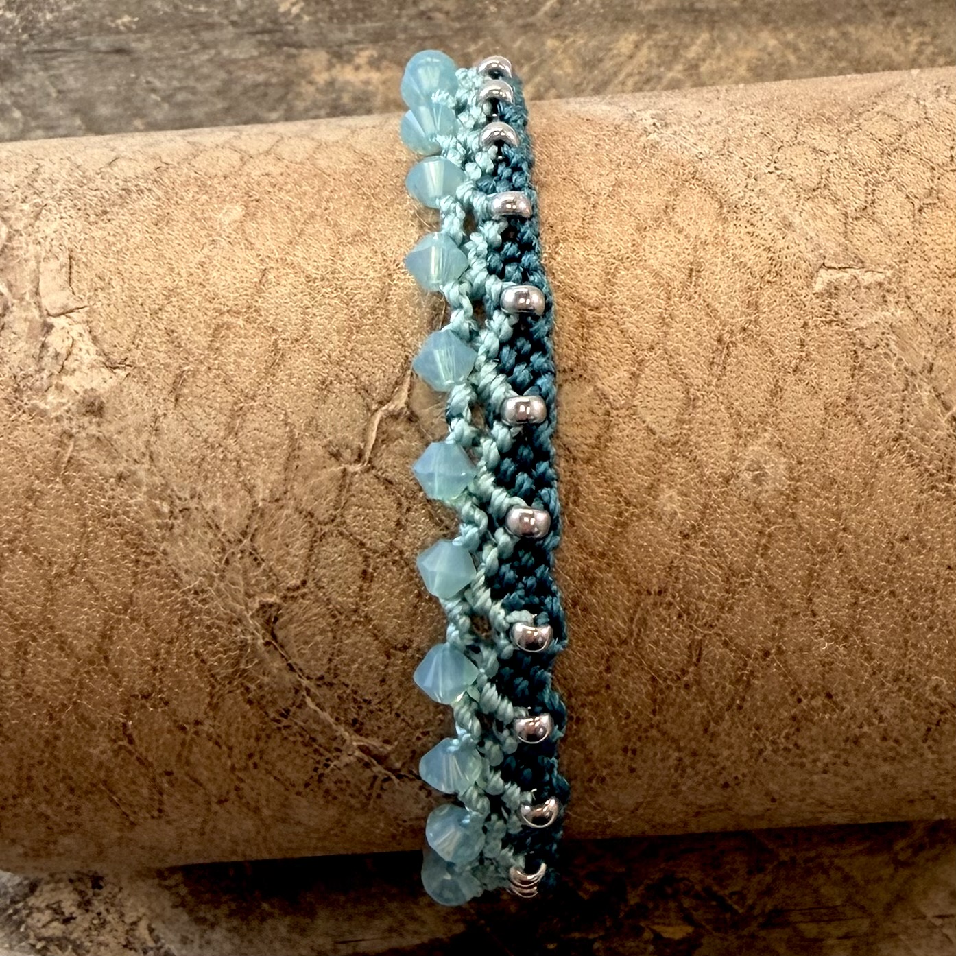 macrame crystal & bead bracelet