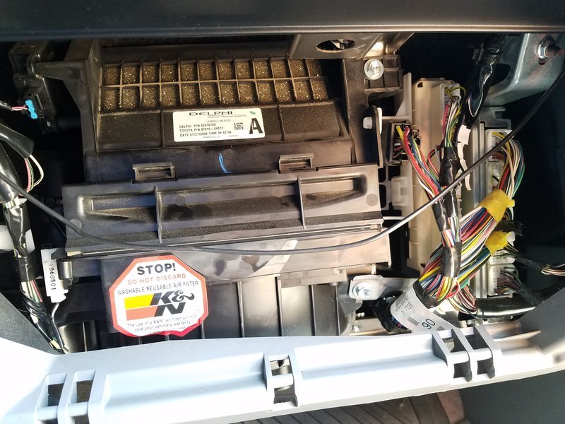 4wd ecu location