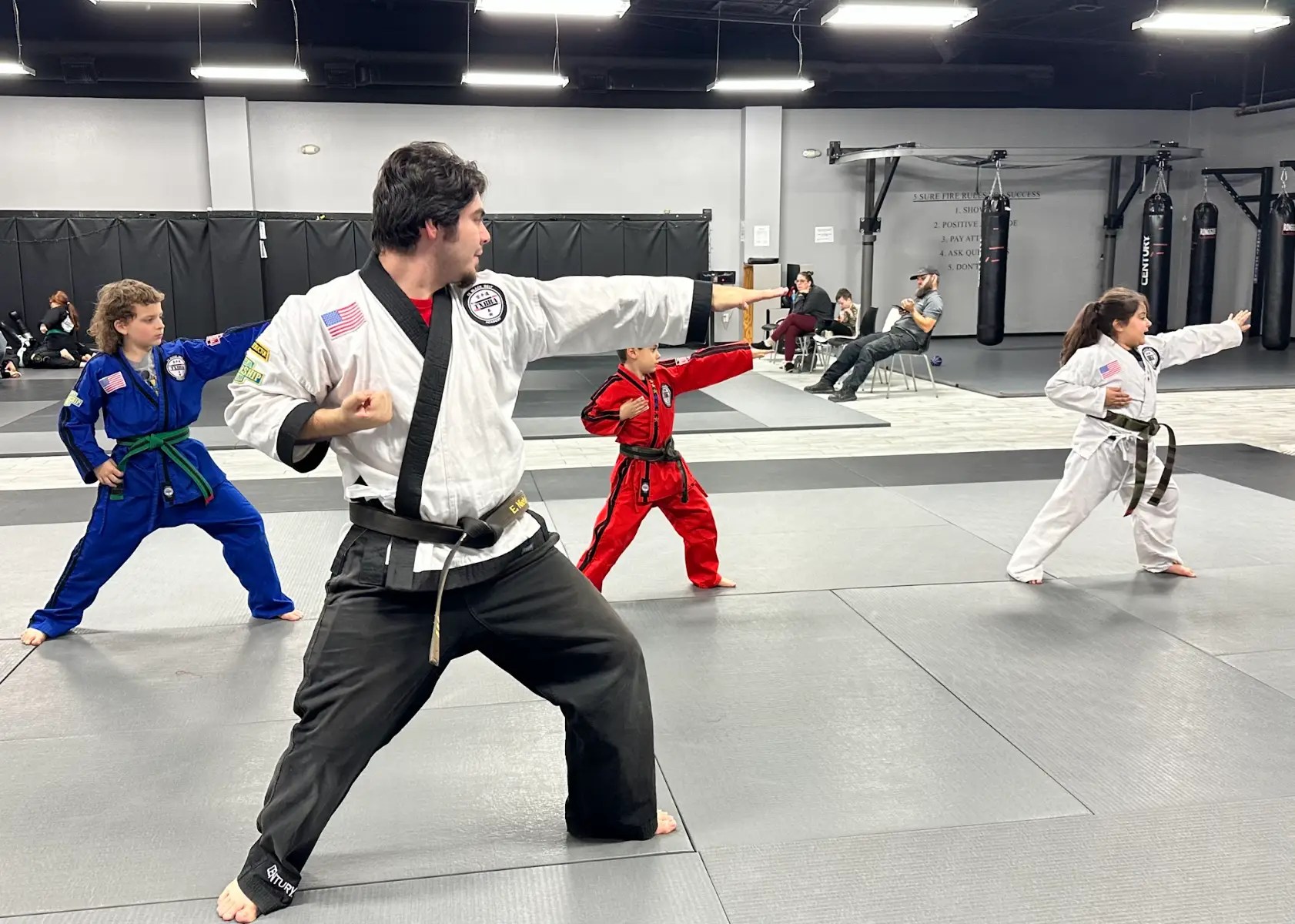 Comparing Group vs. Private Class Models in Martial Arts Schools