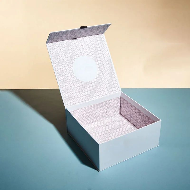 Rigid Magnetic Boxes Tycoon Packaging - Stunning 4K Gradient Images | Free Download