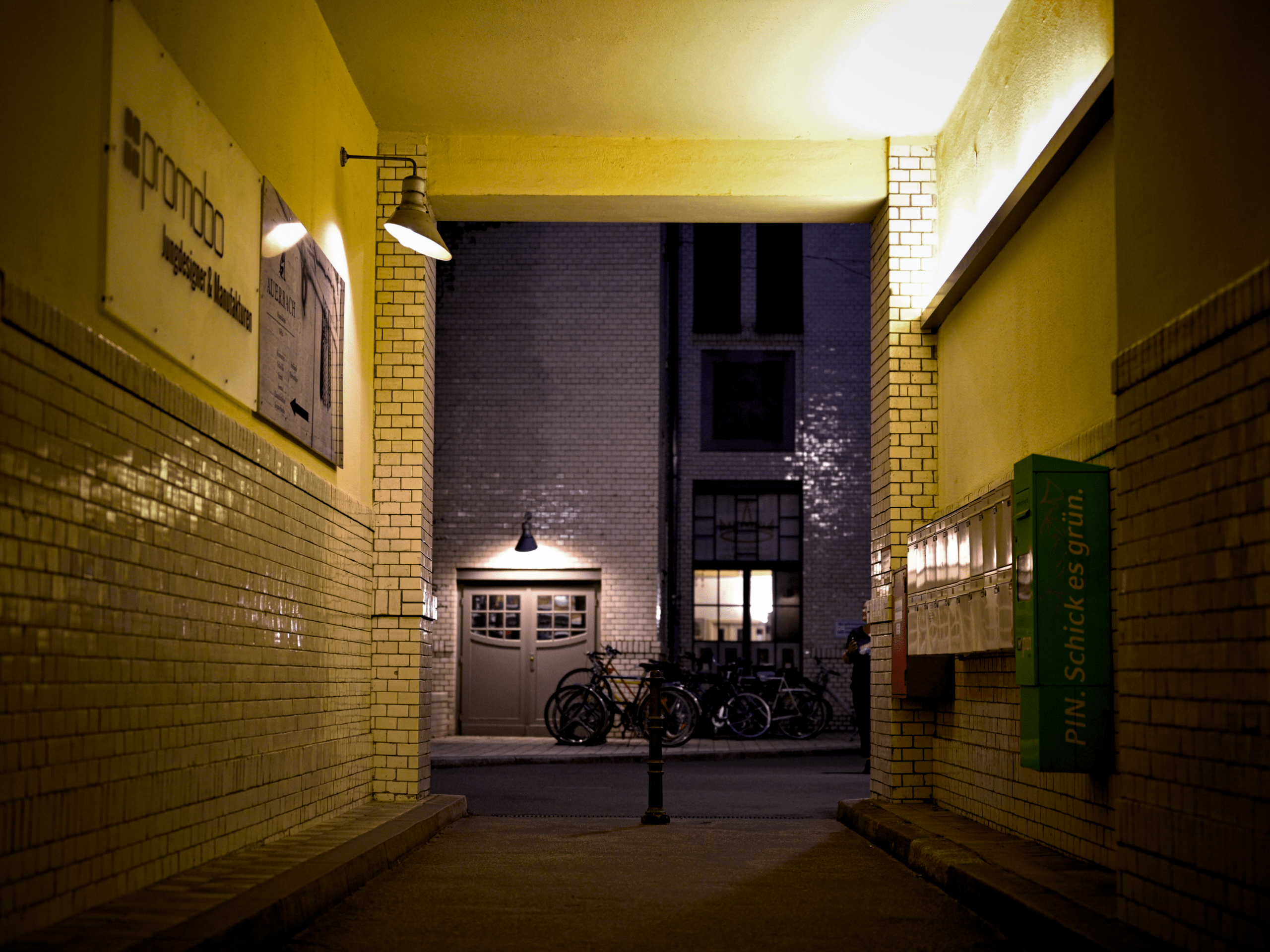A typical Berlin passageway in a courtyard, as an illustration of the blog: where does the inspiration come from?.
