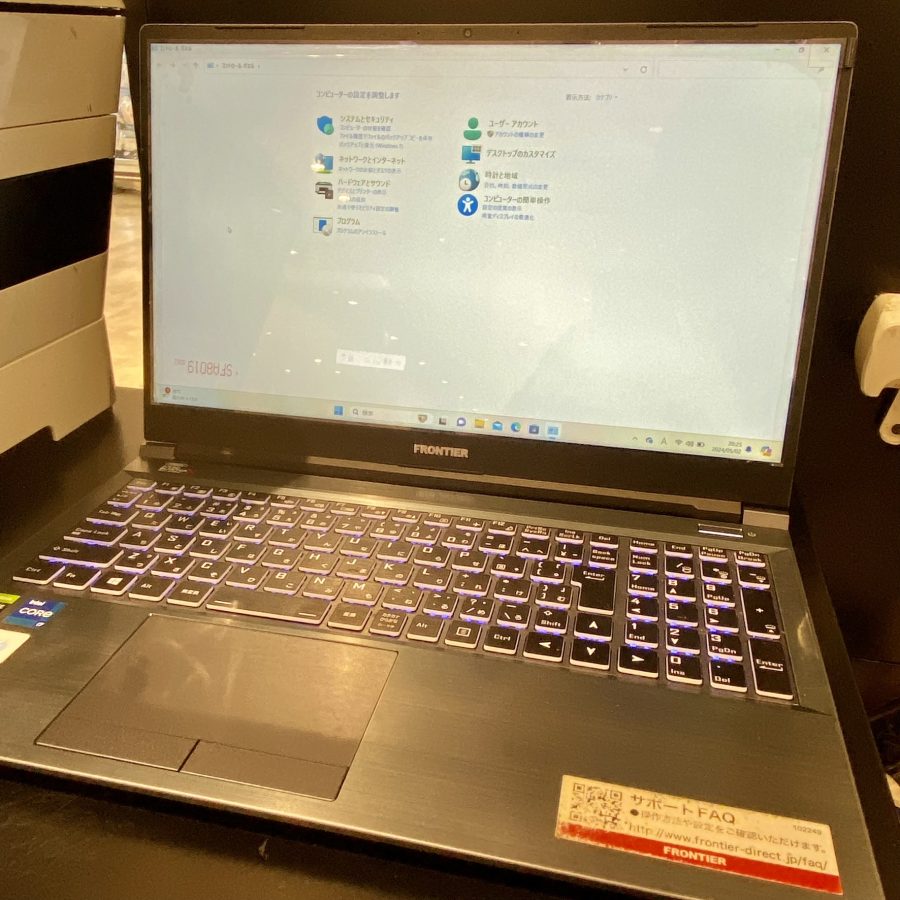 Frontier FRZN712/M 液晶割れノートパソコンの画面交換修理を行いまし 