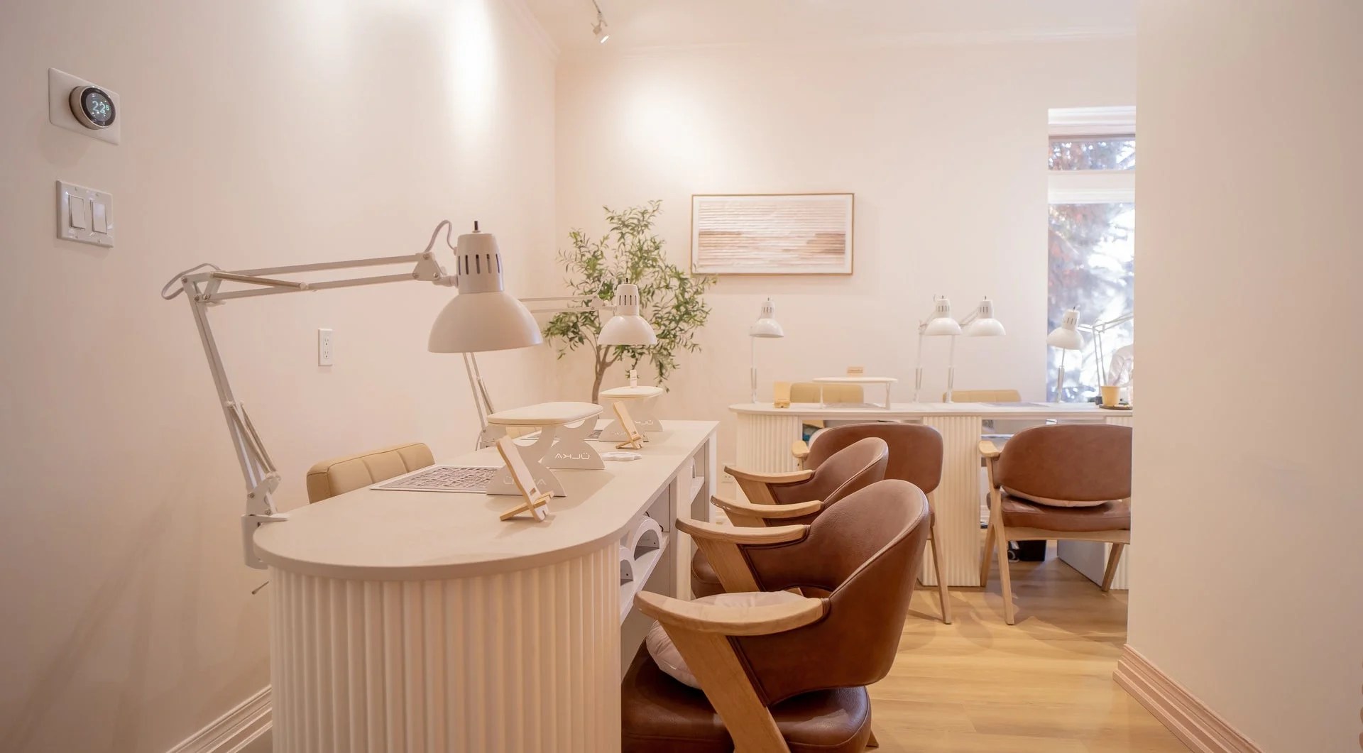 Polish & Posh | European Beauty Studio x Nail Salon