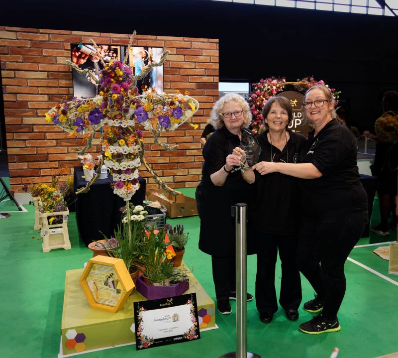 Ucr Florists Buzzing After World Cup Award University Centre Reaseheath - Gorgeous Mountain Image - Ultra HD