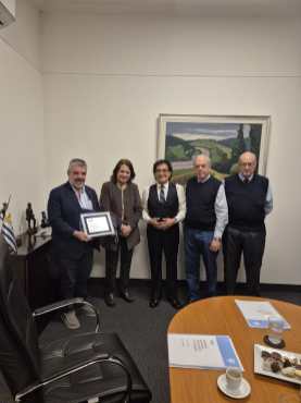 Convenio entre UDE e INAVI Convenio entre UDE e INAVI